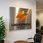 画像7: Sと人物のダイナミックなロゴ (7)