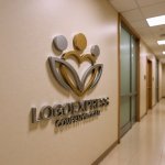 画像15: ハートと人物の優しさと成長のロゴ (15)