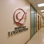 画像15: 優雅なL字と輝くドットの円形ロゴ (15)