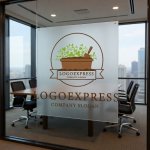 画像11: 豊かな植木鉢とシャベルのガーデニングロゴ (11)