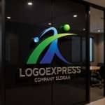 画像15: IとK、躍動する人型で繋がりを示すロゴ (15)