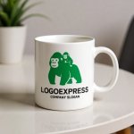 画像16: ゴリラの親子が示す保護と成長のロゴ (16)