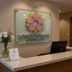 画像8: 笑顔の桜の花びらが彩るのロゴ (8)