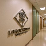 画像15: バラと菱形が彩る高級感ロゴ (15)