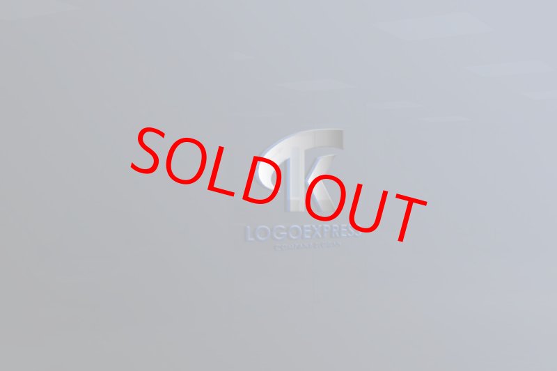 画像9: TとKをモチーフとした立体的なシルバーと青のロゴ (9)