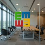 画像9: 「E」と「M」と「M」が織りなすカラフルなスクエアロゴ (9)