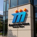 画像8: チームワークと成長を象徴する「M」のシンボリックロゴ (8)