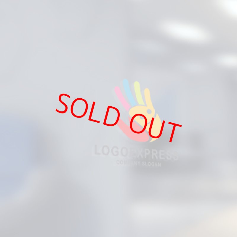 画像5: 手と笑顔のロゴ (5)