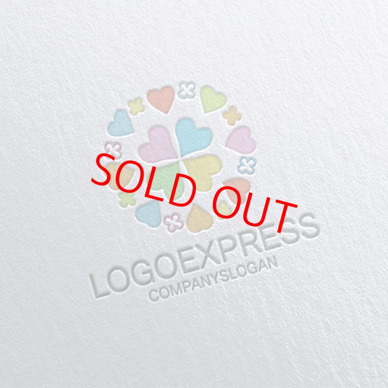 画像16: ハートとクローバーの円形のカラフルなロゴ (16)