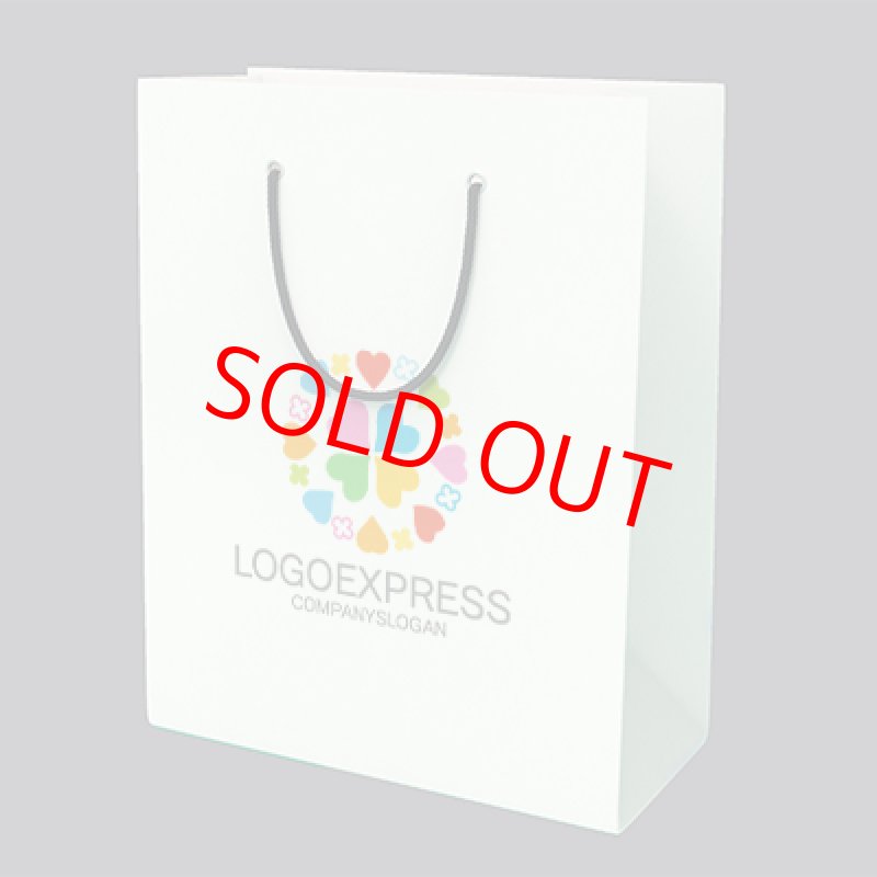 画像7: ハートとクローバーの円形のカラフルなロゴ (7)