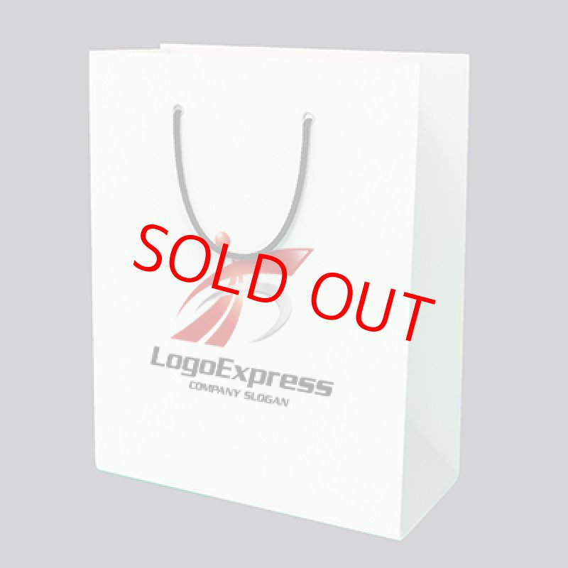 画像7: 情熱的な上昇と進歩を象徴するFと人のロゴ (7)