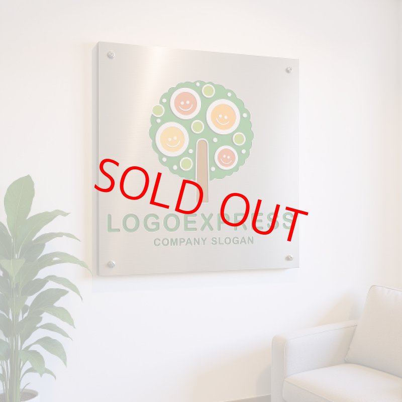 画像14: 笑顔が実る温かい木のロゴ (14)