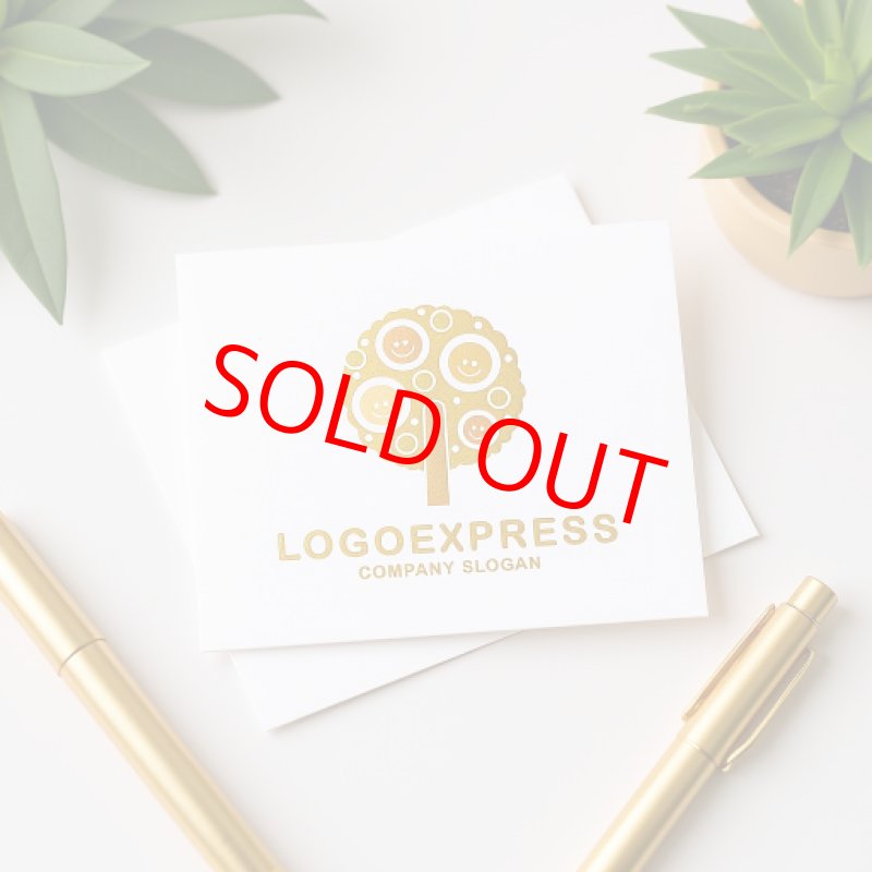 画像16: 笑顔が実る温かい木のロゴ (16)