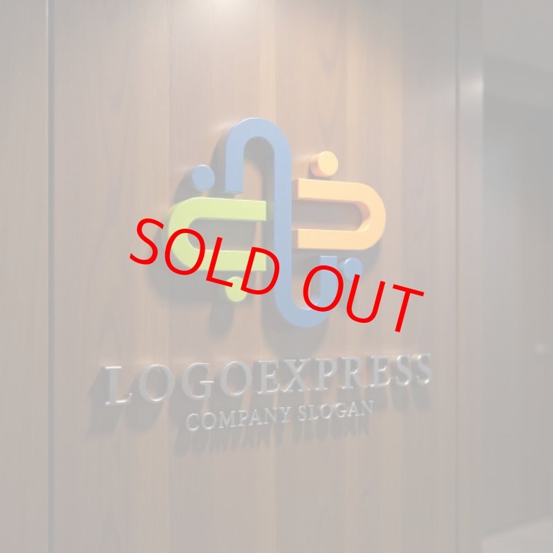 画像5: 繋がりとサポートのカラフル十字ロゴ (5)