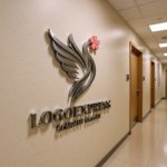 画像15: 桜をくわえた白鳥の優雅なロゴ (15)