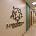 画像15: 5つのハートと星が輝く人々のロゴ (15)